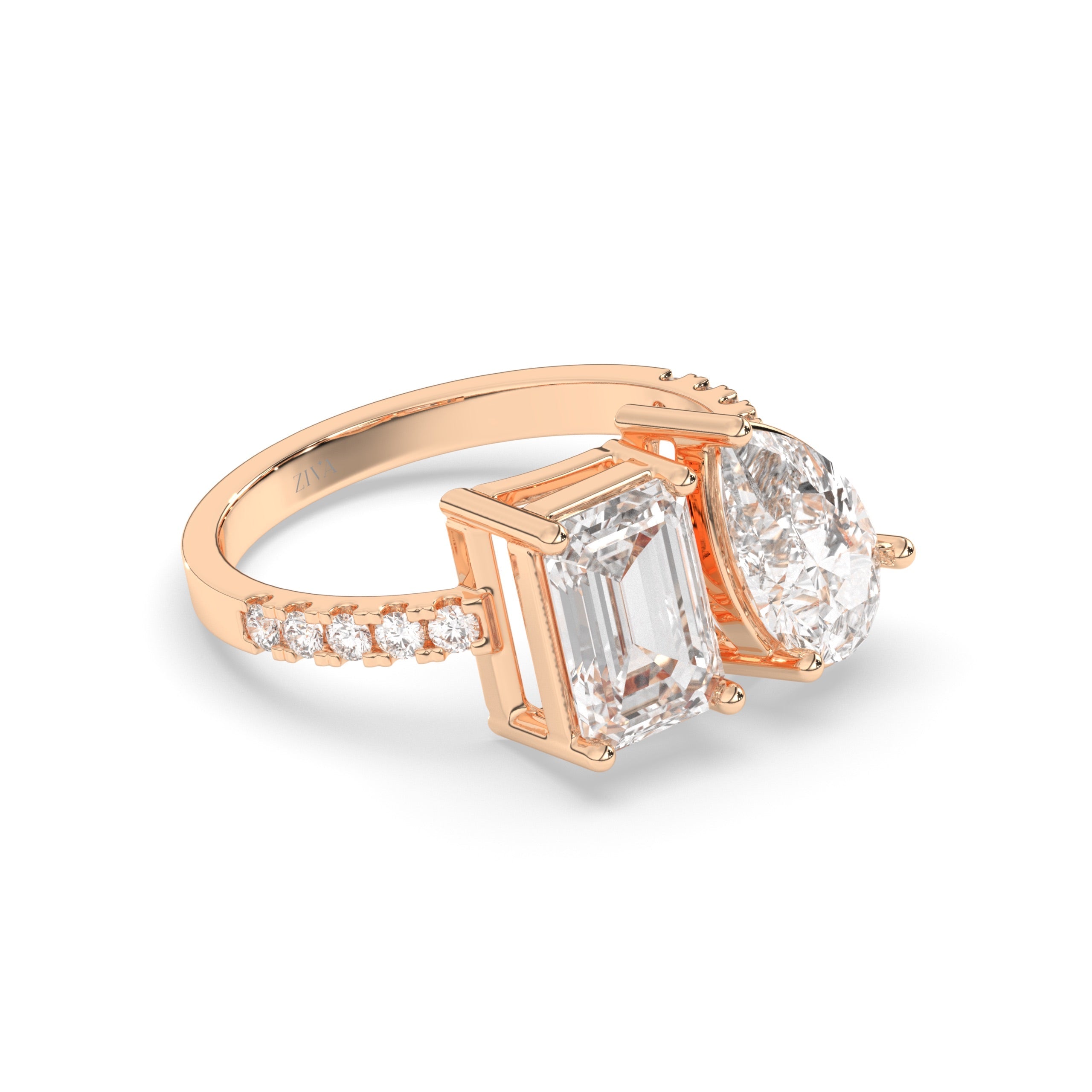 Veneré Diamond Ring